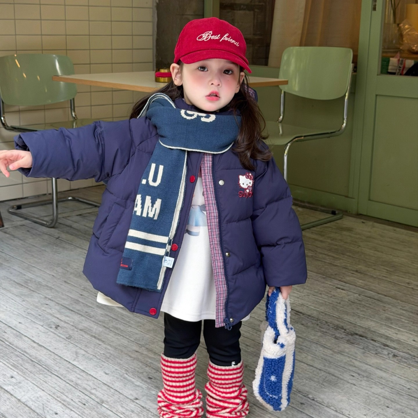 女童羽绒服2025冬季新款连帽加厚保暖kt印花白鸭绒中长款外套