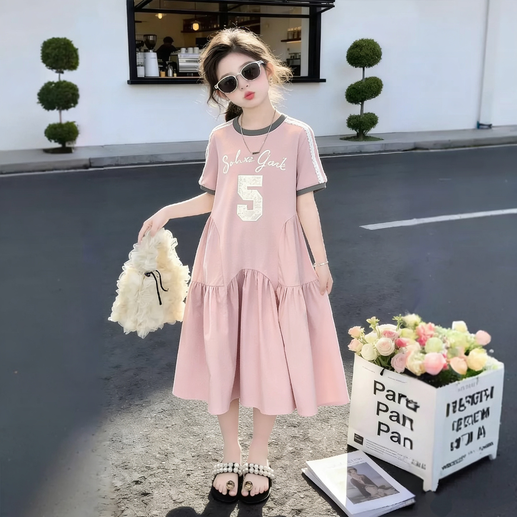 女童连衣裙2026夏季新款女大儿童韩版短袖中长裙洋气运动风裙子。