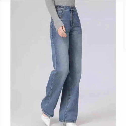 哥家商场同款2025春秋新款百搭高腰显瘦微喇裤通勤牛仔裤女510011