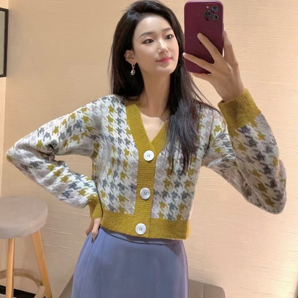 哥家商场同款2025秋冬季新款V领千鸟格羊毛针织开衫外套女5499144