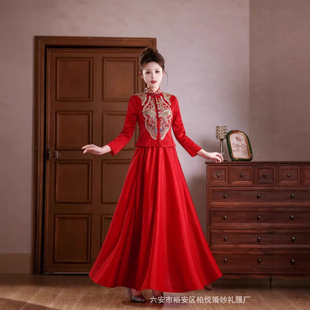 中式2026新款新娘服修身改良套装长袖酒红色秀禾服显瘦回娘敬酒服