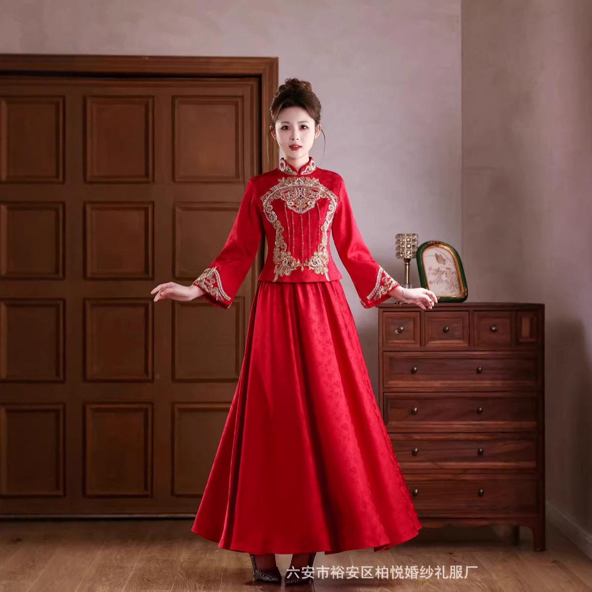 新中式酒红色新娘敬酒服06新款小个子订婚礼服裙套装长袖秀禾服瘦