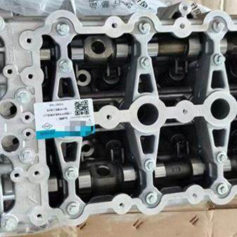 东风风行菱智PLUS气缸盖总成缸头