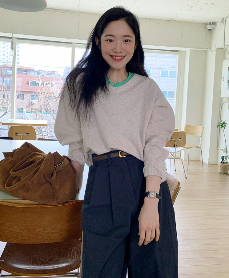 【cuckoo】韩国官网代购 羊毛V领薄针织衫毛衣 from beginning