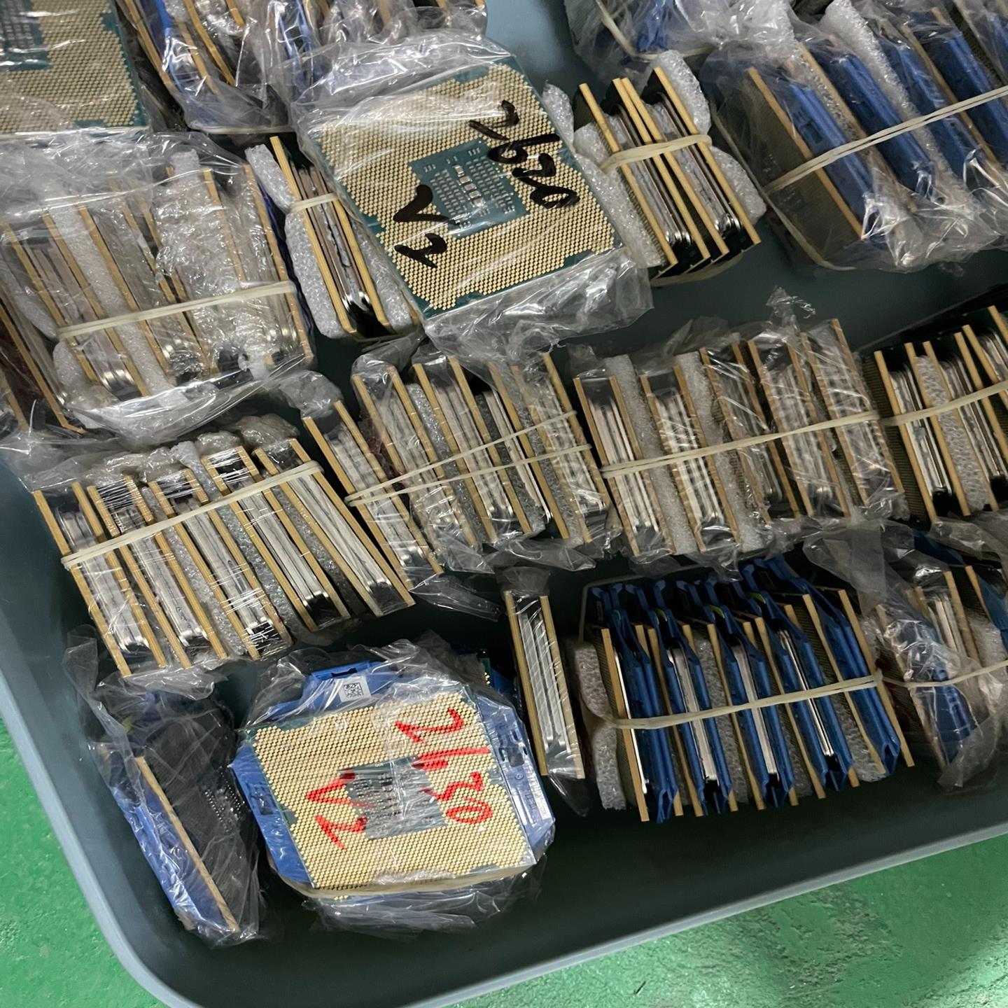 Intel E5-2620V2 E5-2630V2 至强CP；议价