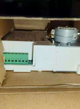 LonMark控制器，型号MNL-V1RV3-2，带V-议价