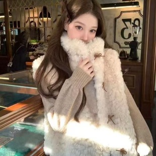 2026秋冬新款仿羊羔毛马甲女短款加棉加厚皮草马甲保暖毛茸茸坎肩