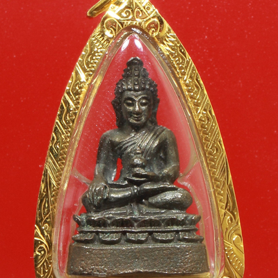 龙婆坤派里碧纳药师佛牌