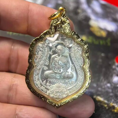 阿赞初一期自身银版签名泰牌正品