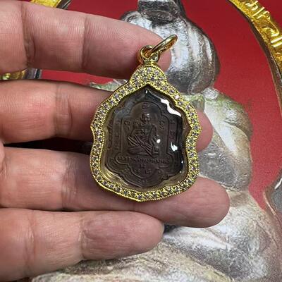 龙婆爹四期招手自身泰国吊坠