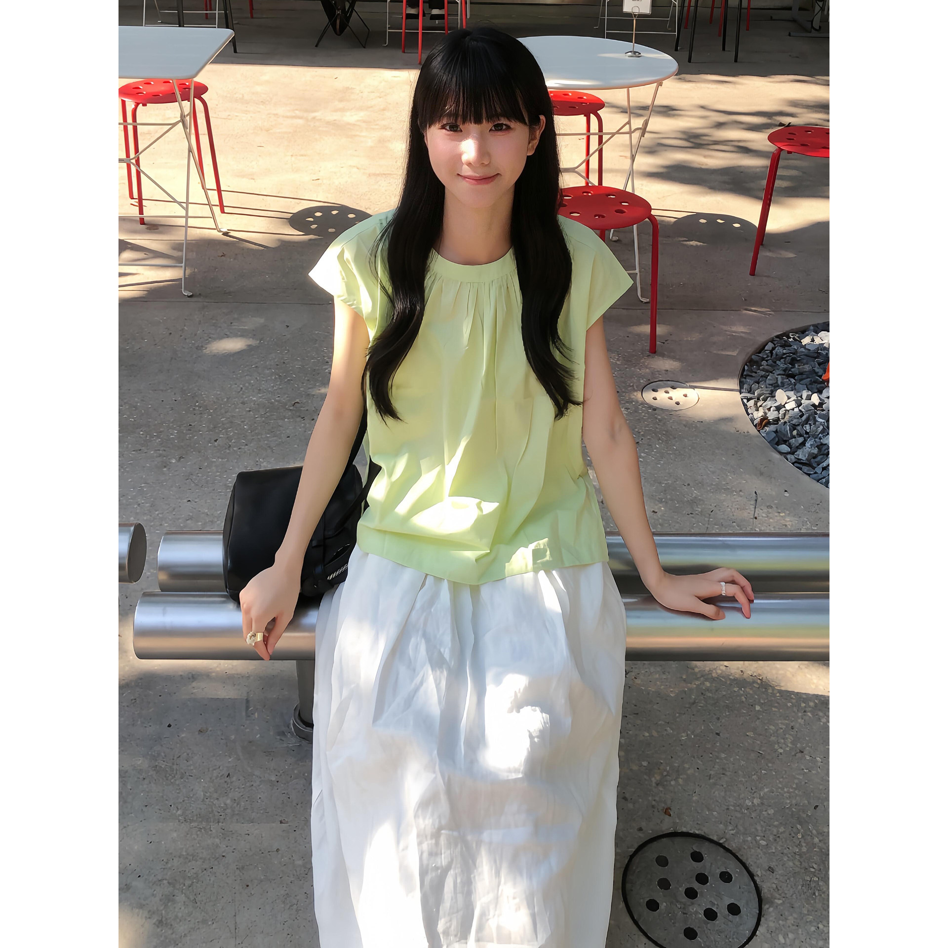 日系小清新曼波薄荷绿圆领压褶衬衫女夏简约学生宽松显瘦短袖上衣