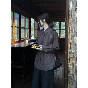 女秋小众设计感高级感简约复古宽松衬衣 衬衫 日系工装 风深棕色长袖