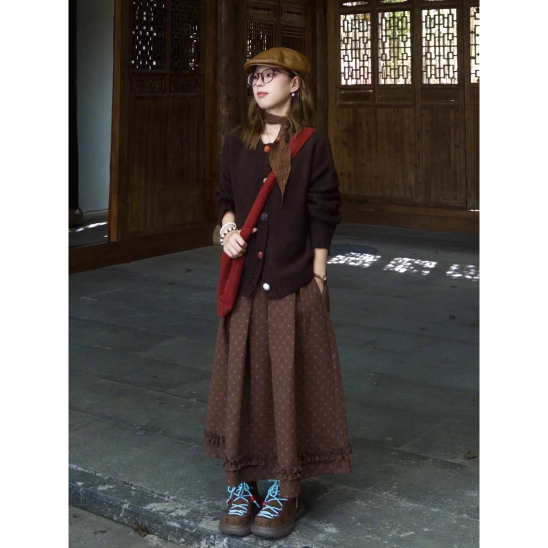 琥珀流光风日系棕色波点半身裙女秋学院风设计感荷叶边a字中长裙