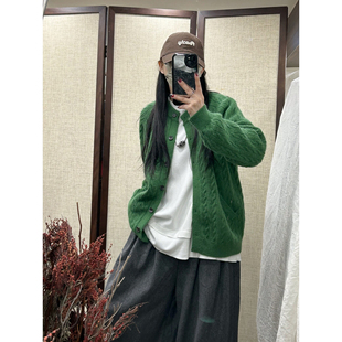 日系复古墨绿色麻花针织开衫女秋秋冬学院风文艺简约圆领毛衣外套