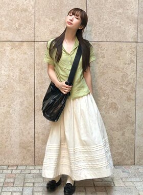 日系复古学院风抹茶绿V领衬衫夏