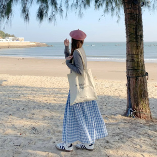 自制甜美蓝白格纹高腰半身裙女日系学院风梨形身材遮胯显瘦中长裙