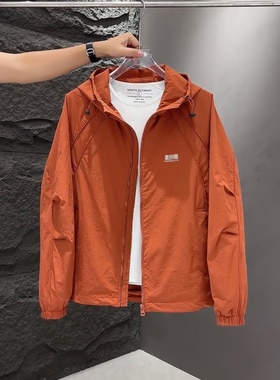 春秋外套男士连帽冲锋衣2025秋秋季新款潮流百搭微宽松工装夹克男