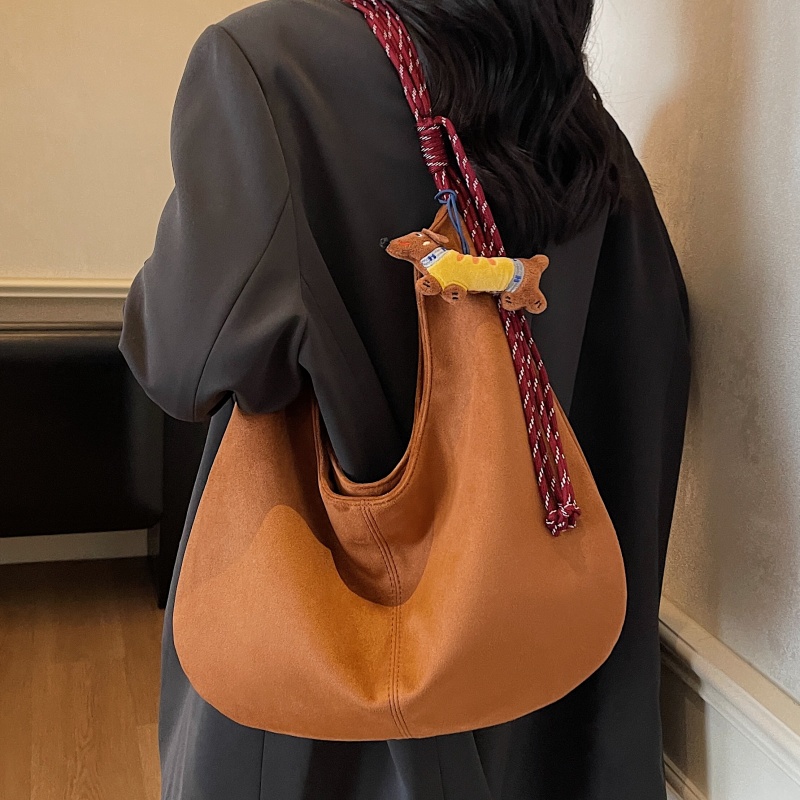 慵懒风单肩腋下包包女秋冬大容量复古通勤包小众百搭鹿皮绒托特包