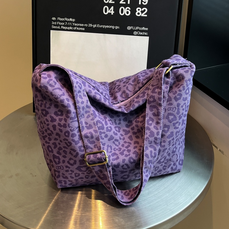 大容量豹纹帆布托特包通勤斜挎包