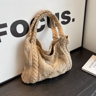 春夏针织毛线小包包女2025新款韩版编织手提袋小众上班通勤手拎包