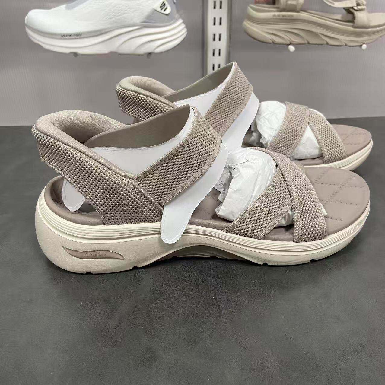 SkechersSKECHERS2026春