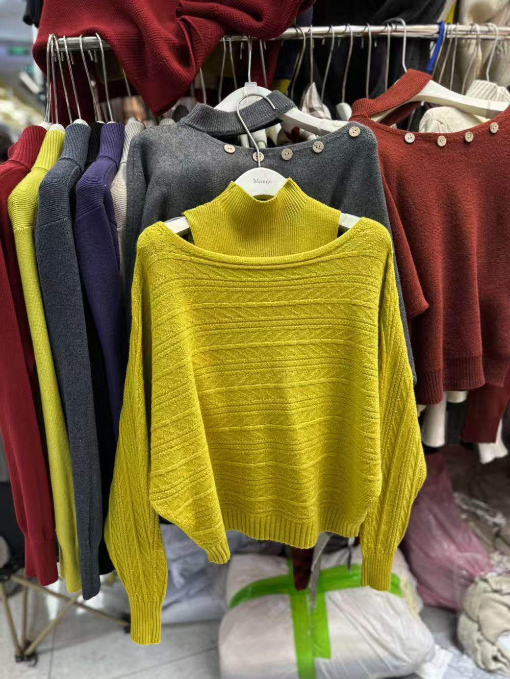 纯色高领针织衫背心长袖毛衣套装女2025冬季新款7296设计感两件套,女装/女士精品,毛针织衫,淘宝优惠券,粉丝福利购,淘宝优惠卷