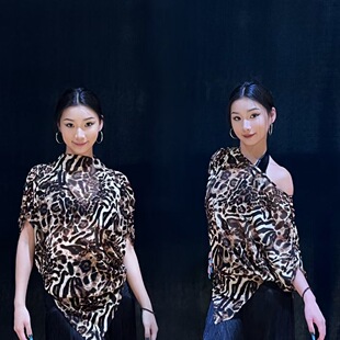 Min舞服Loyal豹纹罩衫小高领/斜肩不规则下摆上衣夏季教师拉丁