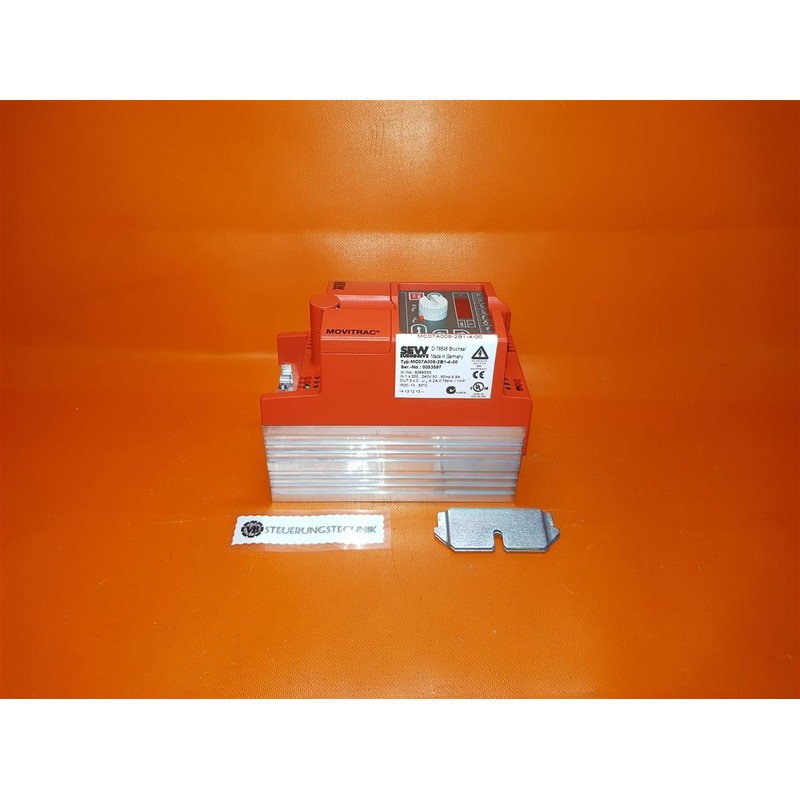 SEW MC07A008-2B1-4-00 Movitrac B Inversor - 0,75 kW