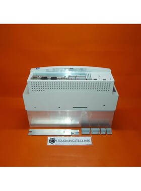 Lenze Servo-Umrichter Type: EVS9322-ES / 33.9322SE.2K.21