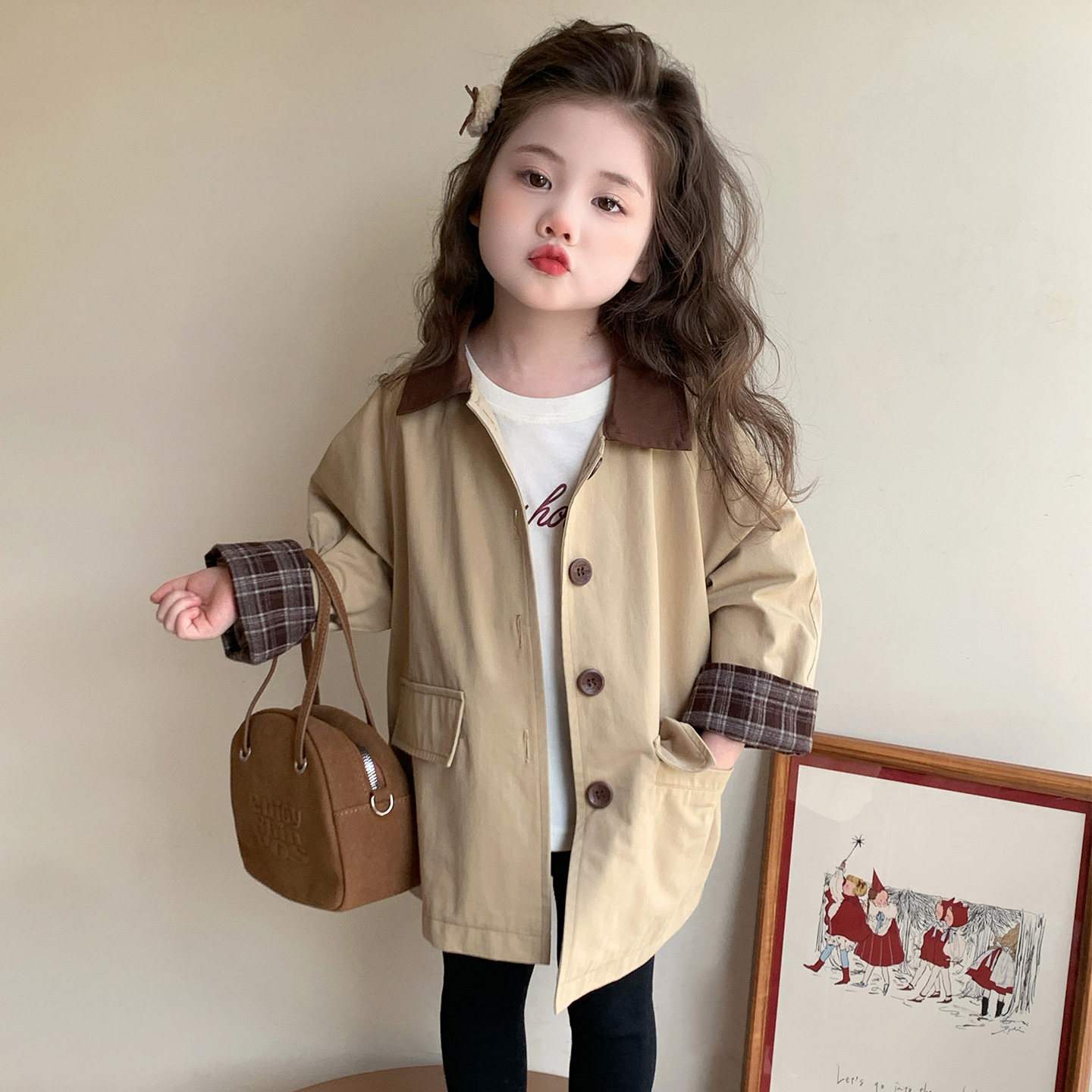 女童纯棉风衣2026新款小女孩翻领大衣秋装宝宝外套英伦风拼接格子