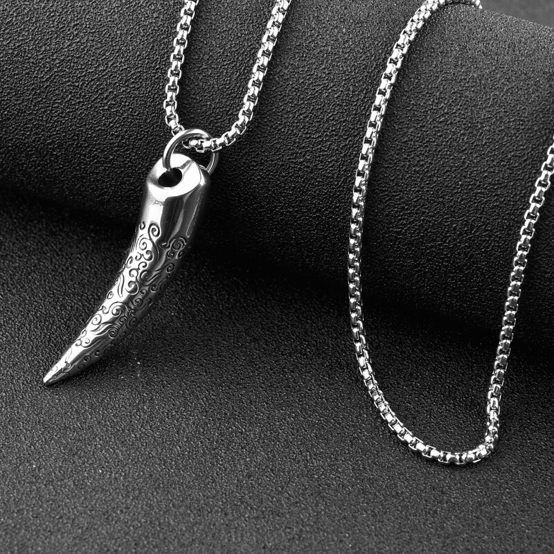 复古钛钢龙牙狼牙个性霸气男士项链潮人嘻哈吊坠简约刻字饰品礼品