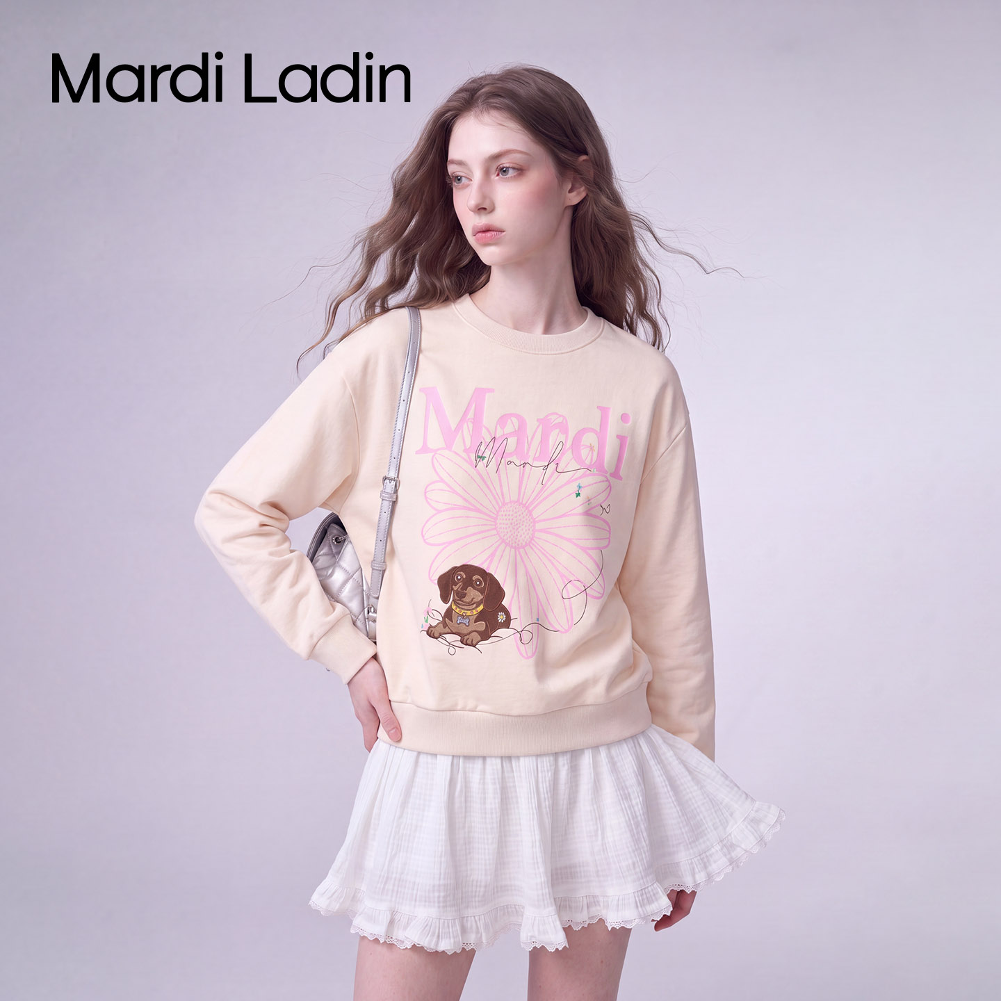 MardiLadin秋季新款印花圆领显瘦卫衣女宽松通勤百搭休闲长袖上衣
