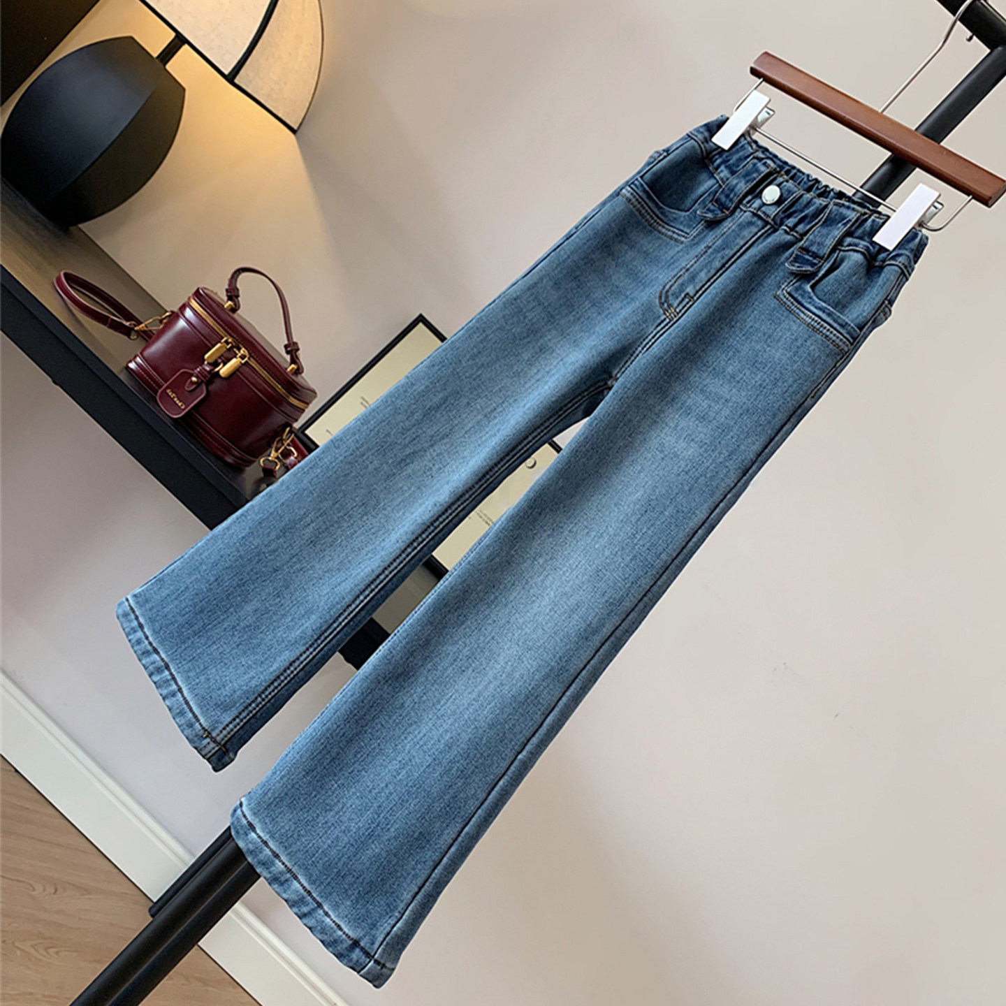 女童加绒牛仔裤2025冬款加绒厚中大童装微喇裤小个子洋气喇叭长裤,童装/婴儿装/亲子装,儿童牛仔裤,淘宝优惠券,粉丝福利购,淘宝优惠卷