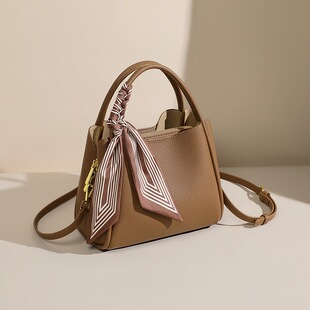 Viney包包女2026新款手提女包斜挎包真皮菜篮子高级感妈妈水桶包