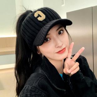 冬季可扎头发帽子可以适合扎高马尾扎头发戴的帽子冬漏顶帽子女款