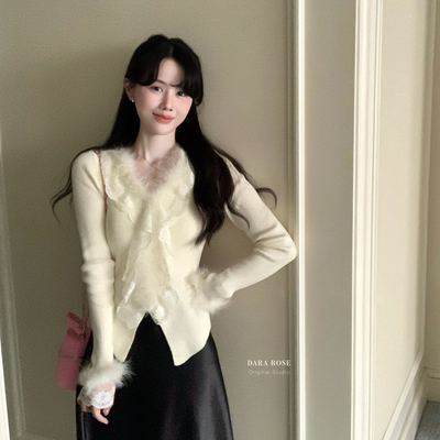 DARA ROSE-26年早春法式纯欲风蕾丝拼接修身显瘦长袖针织衫S8350