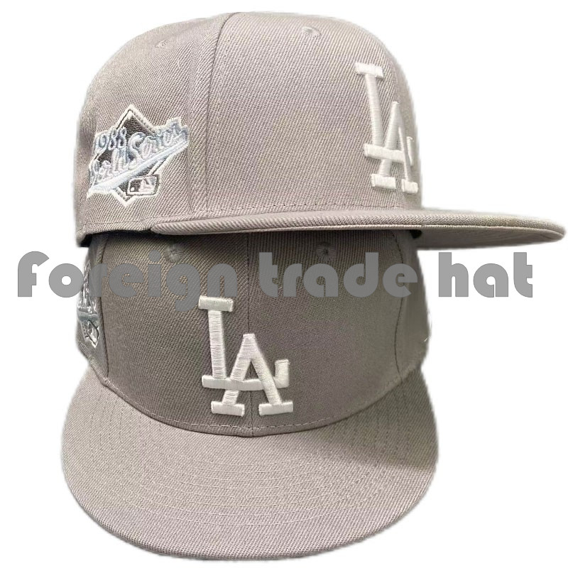 Export Hat Sox Fully Enclosed Non-Adjustable Hip-Hop Street Dance Embroider Casual Size Hat Baseball Cap Flat Brim Hat