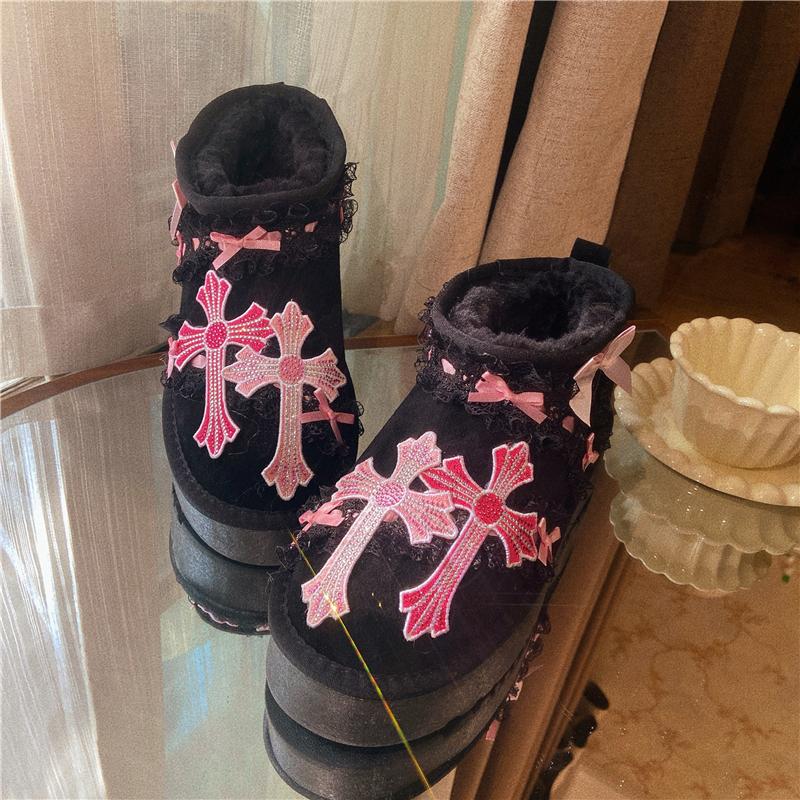 2024冬季新品甜妹粉长毛绒雪地靴