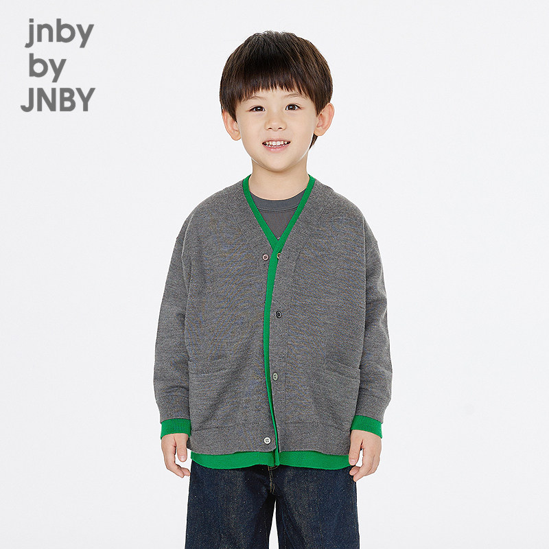 江南布衣童装中长款羊毛毛衫V领拼接假两件春男女童jnbybyjn