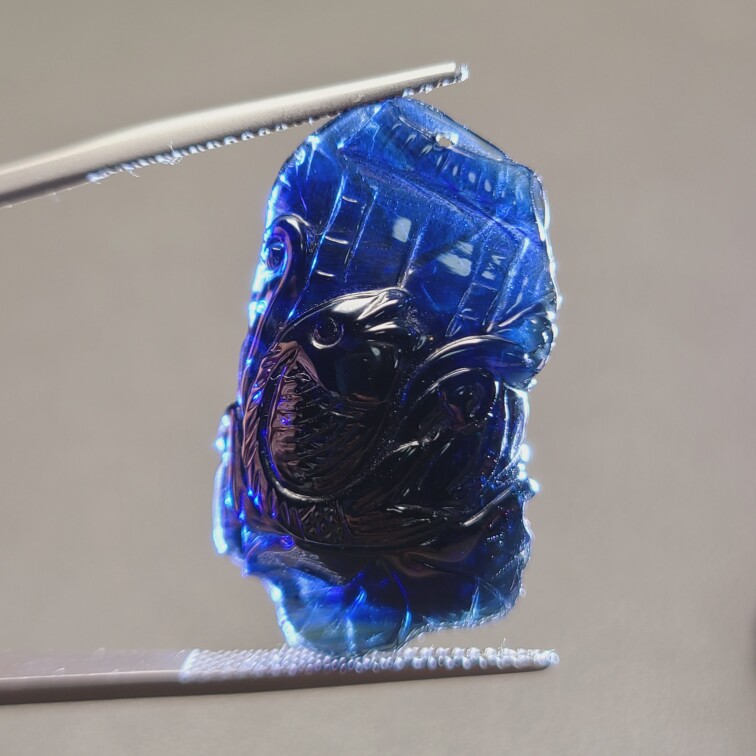 天然蓝宝石吊坠蓝宝石雕件雕刻鲤鱼跃龙门