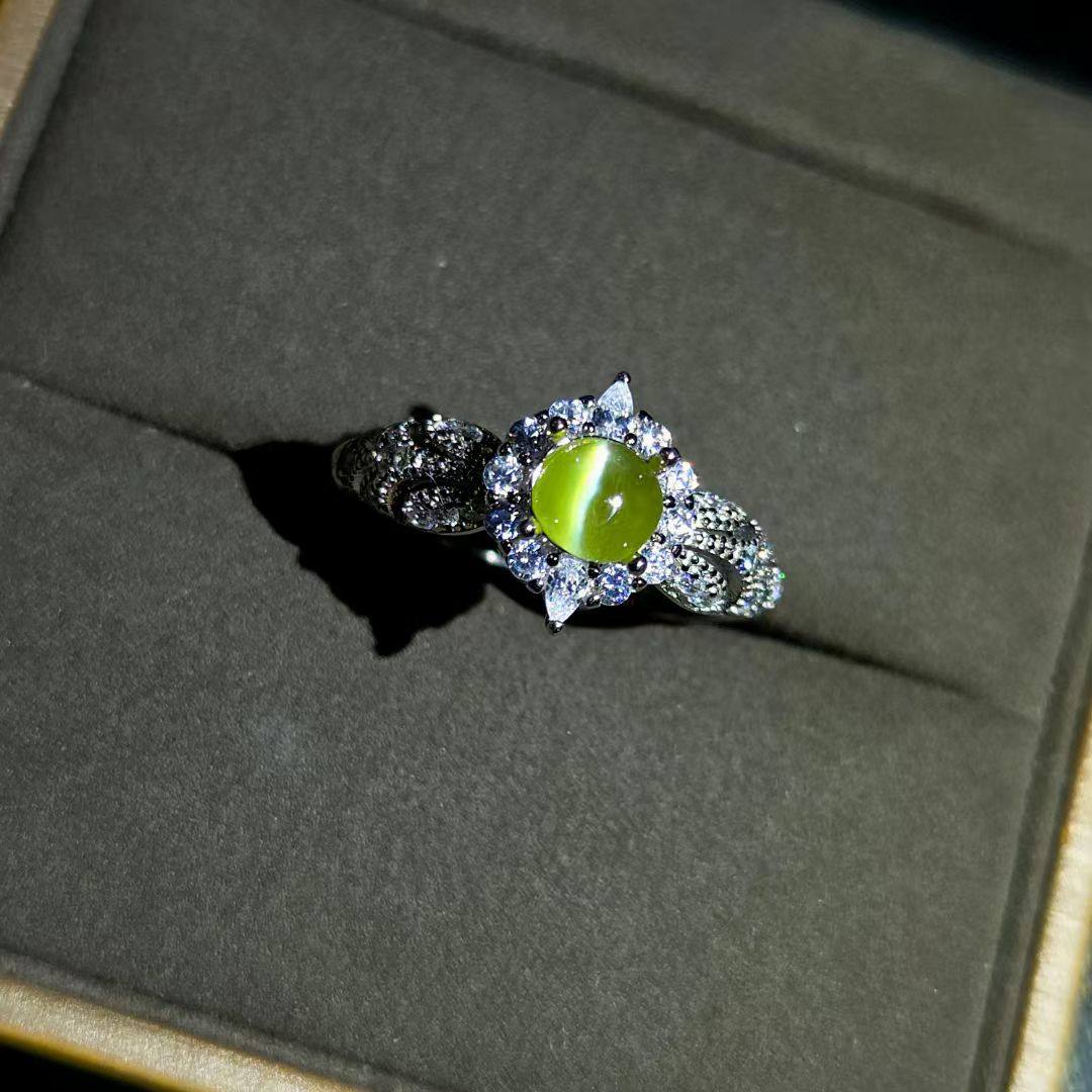 天然金绿猫眼戒指重量50分左右眼线清晰名贵宝石925银镶复古款,饰品/流行首饰/时尚饰品新,戒指/指环,淘宝优惠券,粉丝福利购,淘宝优惠卷