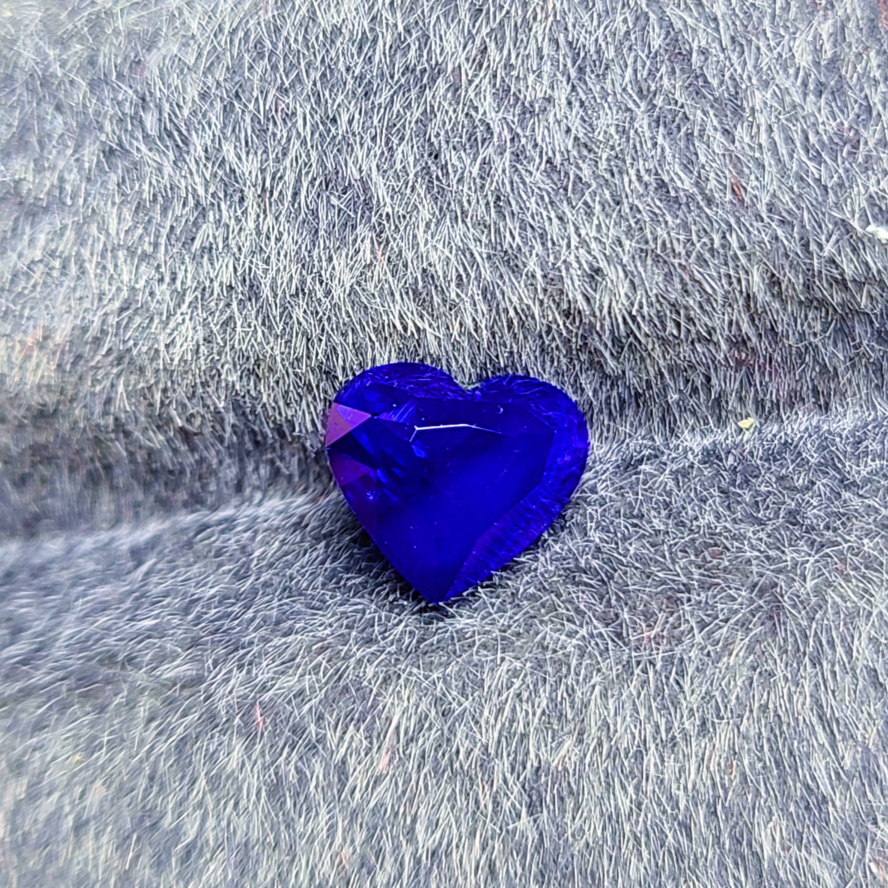 精选高品质天然皇家蓝蓝宝石戒面1.585ct心形蓝宝石收藏