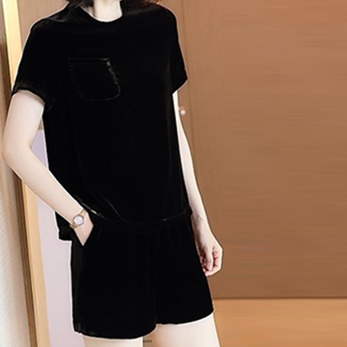 甜良服饰金丝绒秋季套装