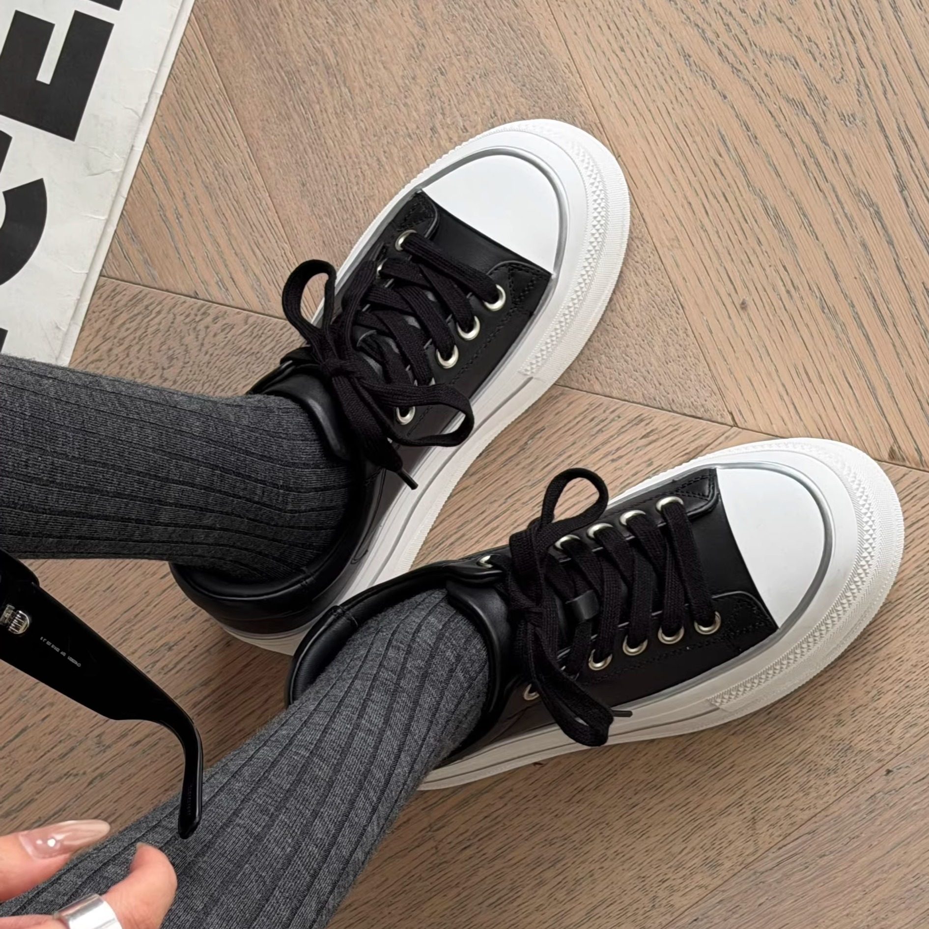 诗歌兰2026年新款真皮厚底增高小个子休闲板鞋女百搭学院风松糕鞋,女鞋,休闲板鞋,淘宝优惠券,粉丝福利购,淘宝优惠卷