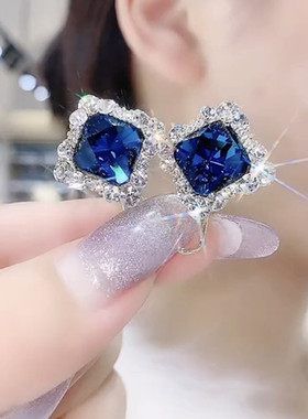 蓝色水晶耳环女气质高级感独特耳钉2025年新款潮时尚百搭秋冬耳饰