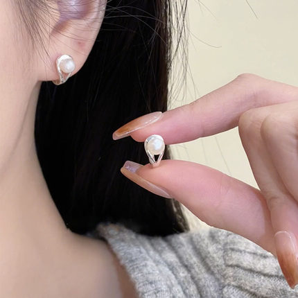 精致珍珠耳扣女纯银针小众设计感轻奢耳环2026年新款气质高级耳饰