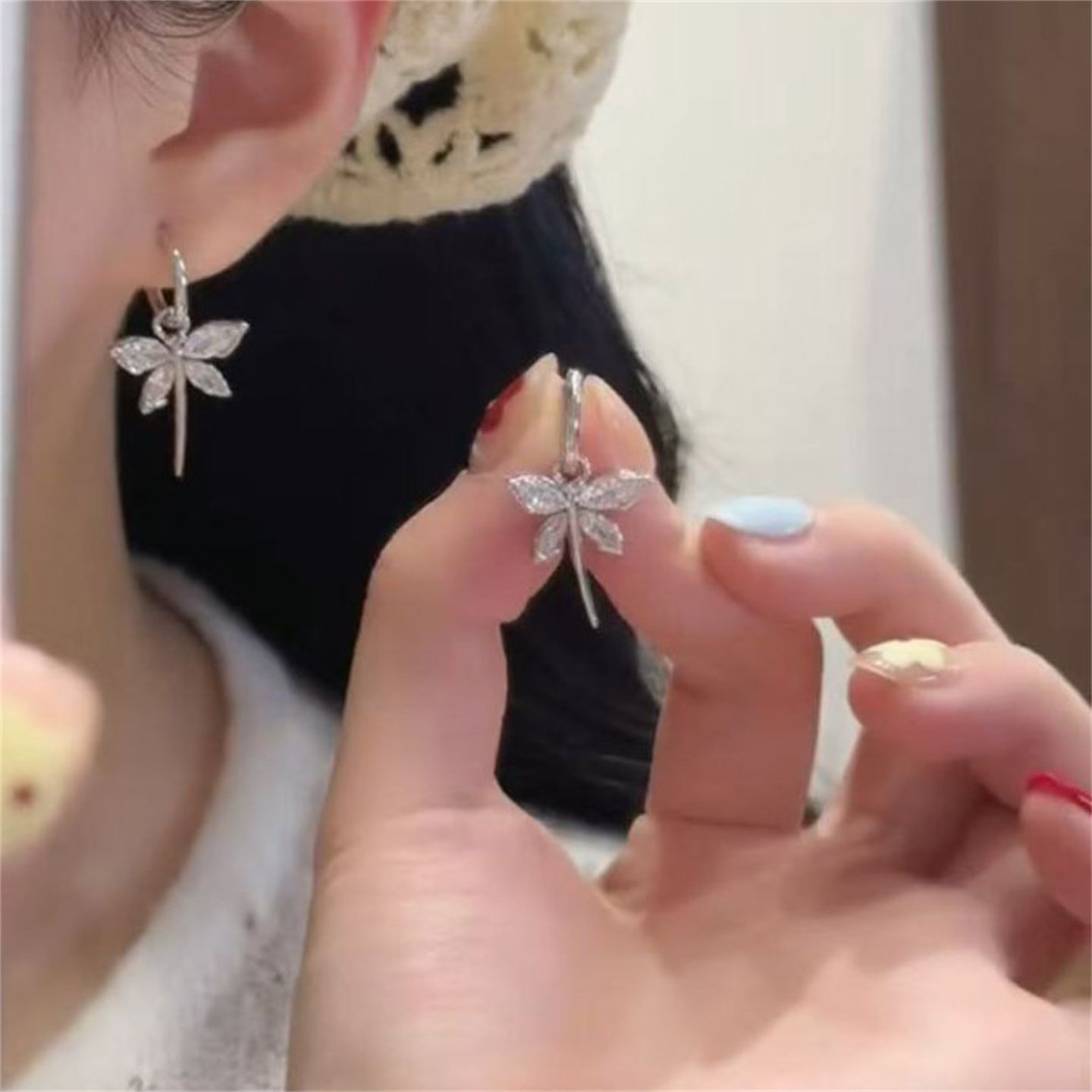 锆石小蜻蜓耳环高级轻奢独特耳钉