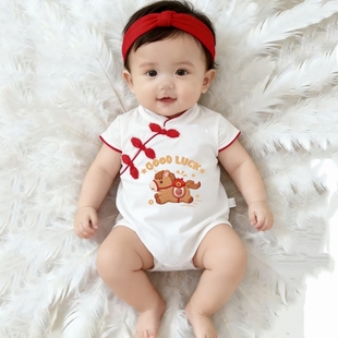 马年满月婴儿衣服夏装三角旗袍连体衣女宝宝百天周岁公主包屁衣薄