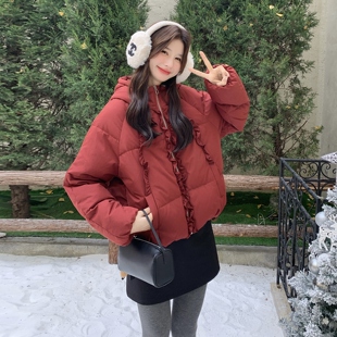 酒红色设计感木耳边拼接90白鸭绒羽绒服女2025年冬季新款连帽外套