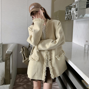 米黄色法式轻奢名媛风毛边流苏小香外套女2026春季新款中长款上衣